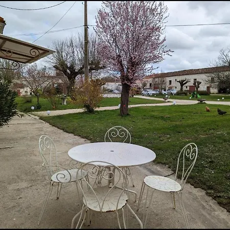 La Metairie De La Petillerie